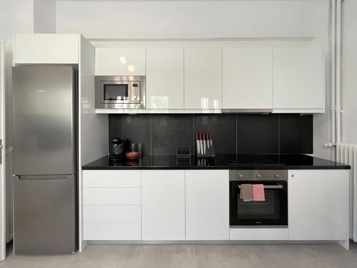 Mouson Modern 80Sqm Apt Next To Edem Beach Apartment Athens Ngoại thất bức ảnh